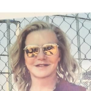 Meet your Posher, Cecilia